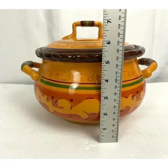 Stoneware Tuscan 3 Quart Bean Pot Casserole with Lid Microwave Oven Safe - Picture 4 of 12